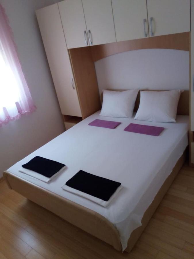 Apartment Bambino Kaštela Buitenkant foto